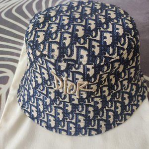 Dior bucket hat